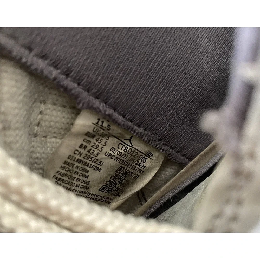 Size 11.5 - Jordan 11 Retro High Cool Grey 2021 - *Damaged No Box*